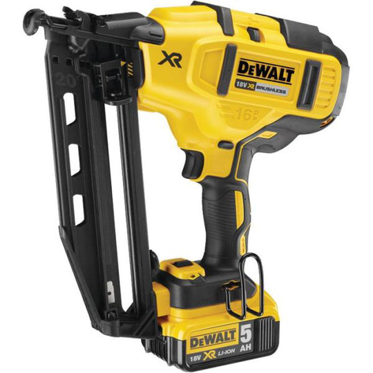 Dewalt DCN660P2 Dyckertnaulain mukana kaksi 5,0 Ah:n akkua ja laturi